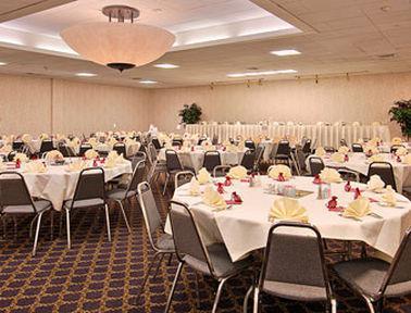 Hotel Ramada Fairview Heights Ristorante foto